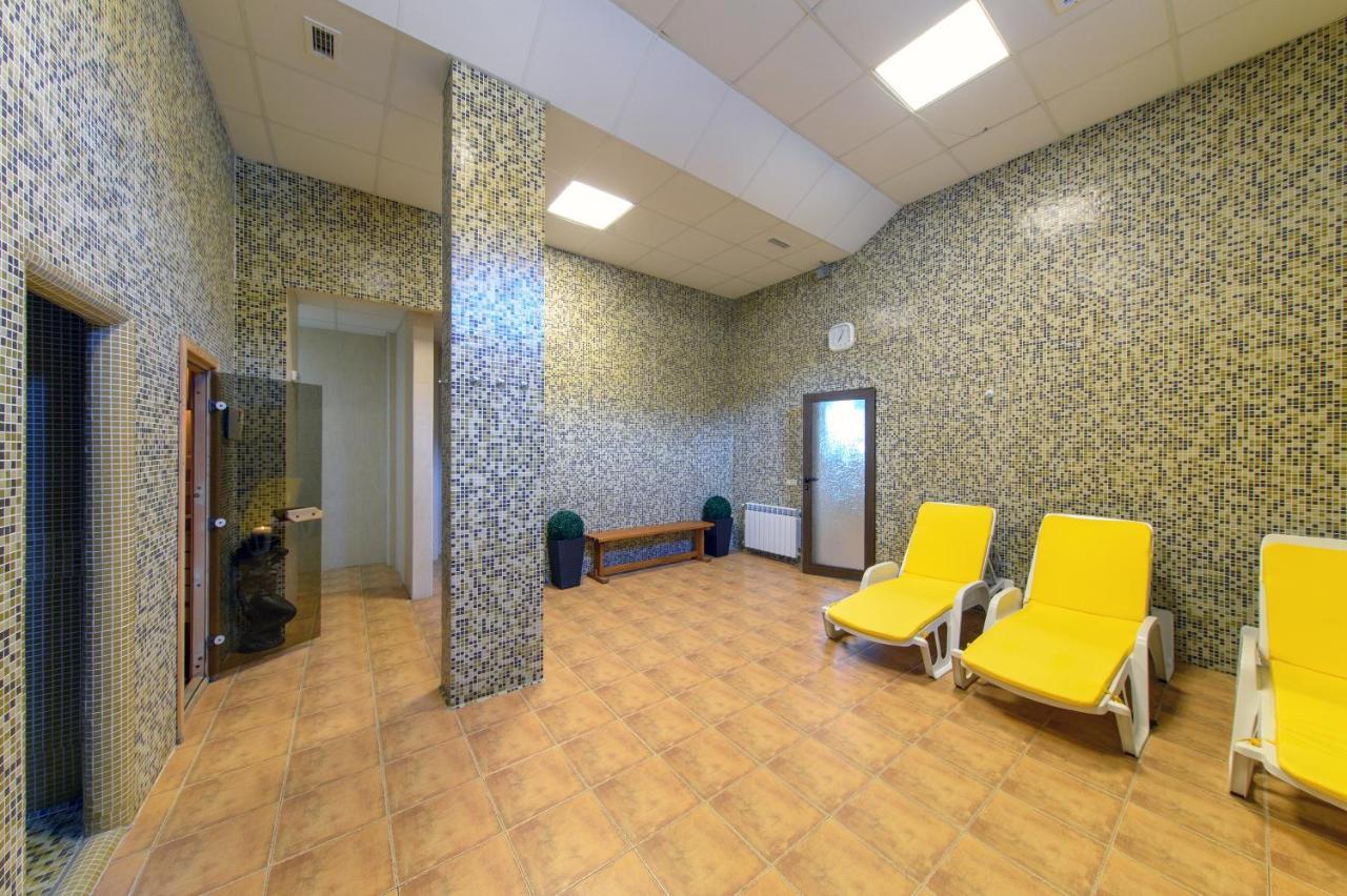 Skyday Penthouse Deluxe At Oak Residence Smolyan Exterior photo